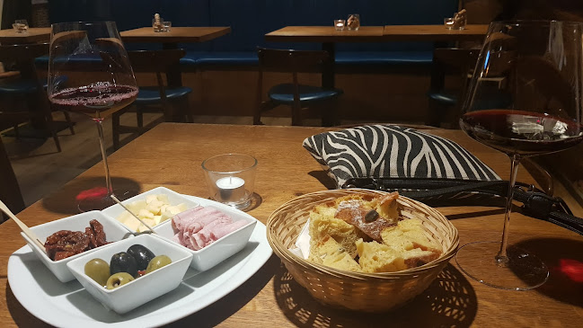 Comentarii opinii despre CORK Wine Bar