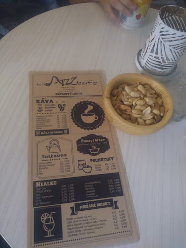 La Cucaracha Trojica