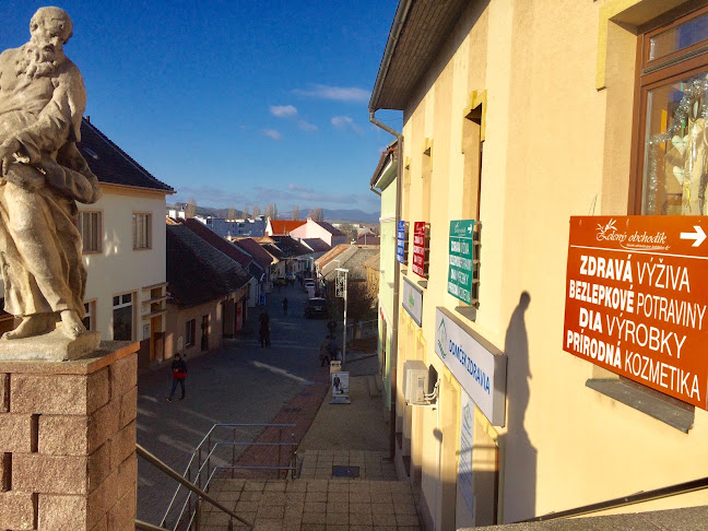 Zelený obchodík - biopotraviny, prírodná lekáreň, bezobalový nákup