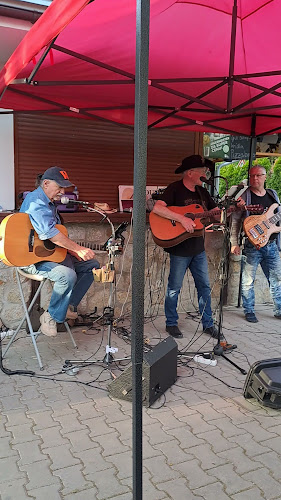 Comentarii opinii despre Bufet Bosorka