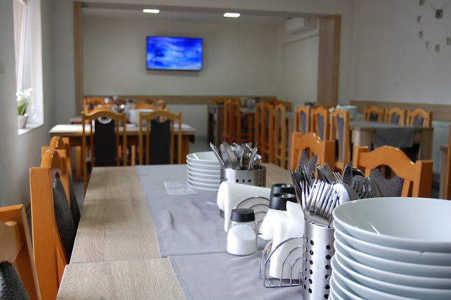 Jedáleň Smak, Rudolf Bednár, Trstená