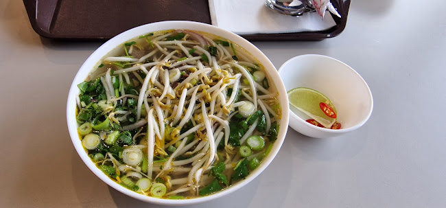 Opinii despre Anan Bistro & Grocery Store în Rača - Gastronómia a pohostinstvo