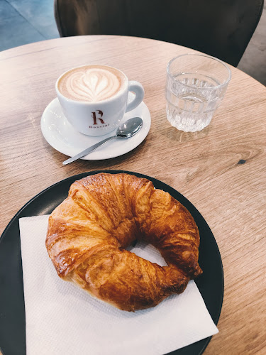 29. augusta 23, 811 09 Bratislava