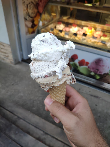 Zmrzlina u Jupiu - Gastronómia a pohostinstvo