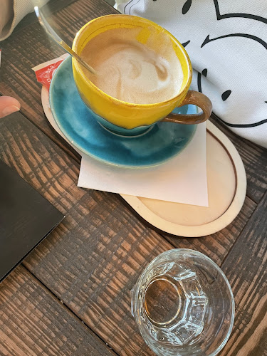 Opinii despre Atmosphera Cafe în Bratislava - Gastronómia a pohostinstvo