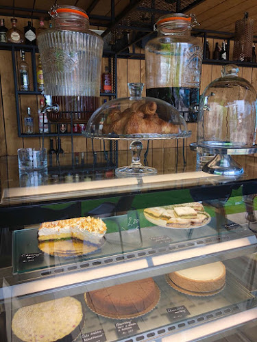 Opinii despre Black Coffee (ON THE ROOF OF SHOPPING CENTRAL) în Ružinov - Gastronómia a pohostinstvo