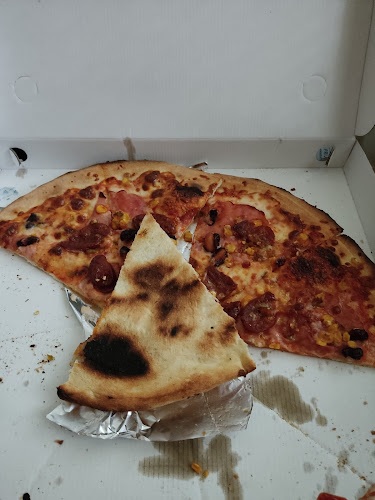 Opinii despre Neapol Pub Bánov în Bánov - Gastronómia a pohostinstvo