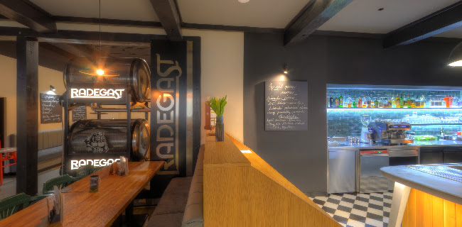 Comentarii opinii despre MÁJ - piváreň, pizza, BBQ