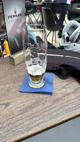 Opinii despre CRYSTAL BAR în Demänovská Dolina - Gastronómia a pohostinstvo