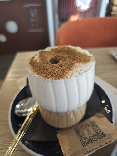 BIZY Cafee & Lounge - Nové Zámky