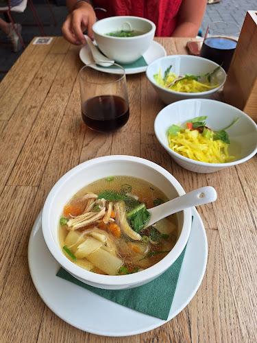 Opinii despre Jasmin în Bratislava - Gastronómia a pohostinstvo