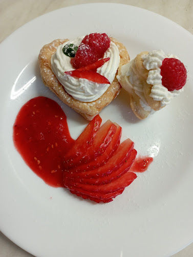 U KRIVÉHO POTOKA, hostinec