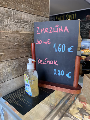 Opinii despre Sweet Street în Bratislava - Gastronómia a pohostinstvo