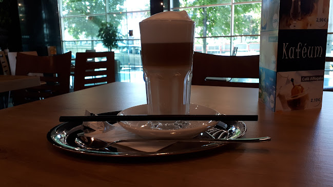 Podchod Hodžovo námestie 4, 811 06 Staré Mesto