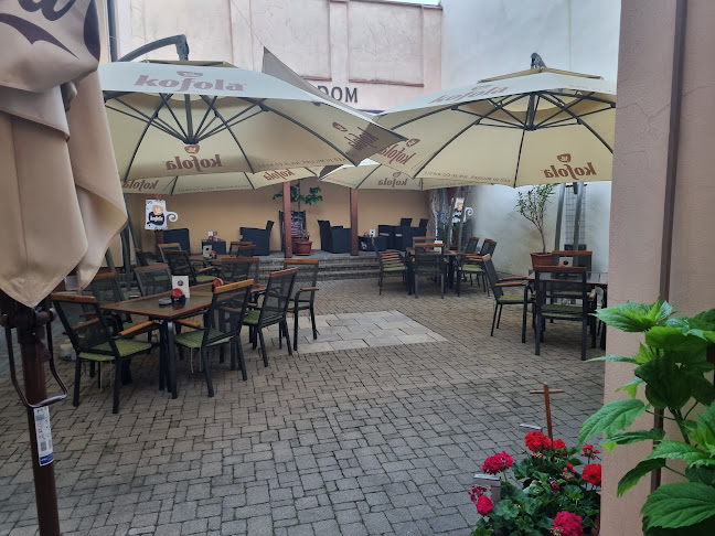 Opinii despre Doubless Café Bar în Pezinok - Gastronómia a pohostinstvo