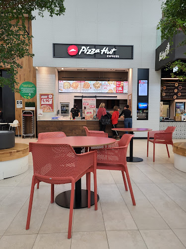 Opinii despre Pizza Hut Bratislava Avion în Bratislava - Gastronómia a pohostinstvo