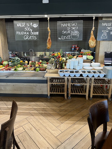 Opinii despre Motorest Čataj în Čataj - Gastronómia a pohostinstvo