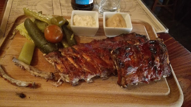 Comentarii opinii despre Daniels Pub & Restaurant