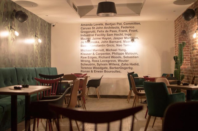 Deja Vu Coffee - Gastronómia a pohostinstvo