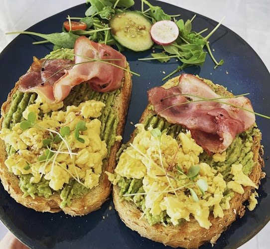 X5QC+Q9, 940 02 Nové Zámky