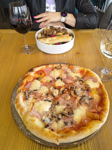 Comentarii opinii despre MAMMA MIA STEAK