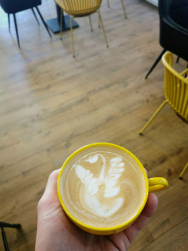 Opinii despre Virtual Caffe - Virtuálna realita, Kaviareň în Prievidza - Gastronómia a pohostinstvo