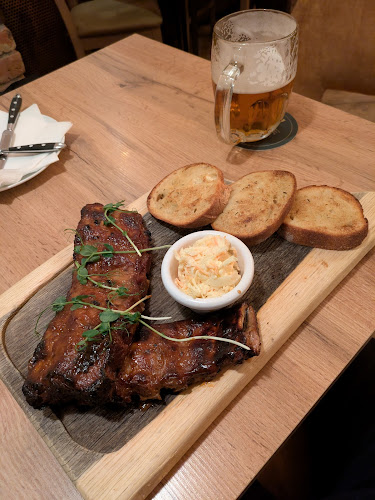 Comentarii opinii despre Reštaurácia Zbrojnoš