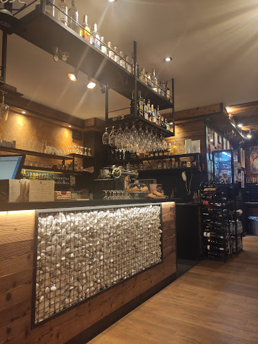 Opinii despre Diverso café&bar&more în Bratislava - Gastronómia a pohostinstvo