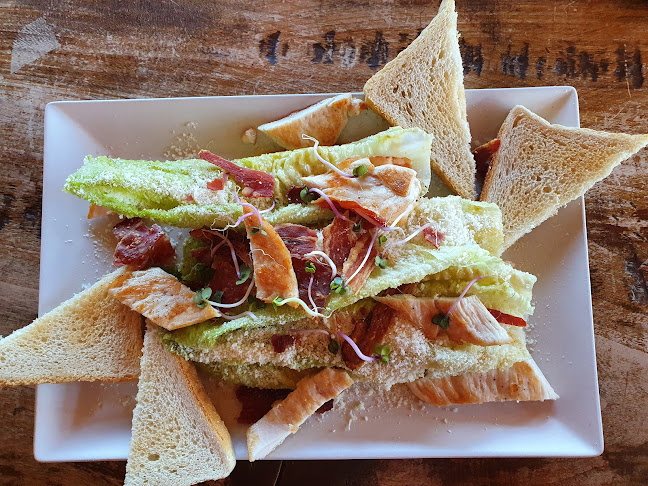 Koliba Zlatá podkova - Sídlisko KVP