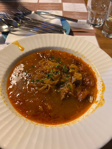 PINUS restaurant - Gastronómia a pohostinstvo