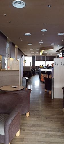 Opinii despre TROJKA cafe - bar în Senica - Gastronómia a pohostinstvo