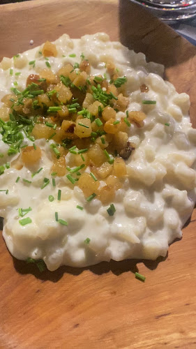 1. Slovak Pub - Gastronómia a pohostinstvo