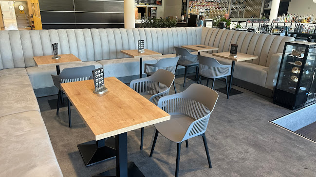 Caffee Bird - Gastronómia a pohostinstvo