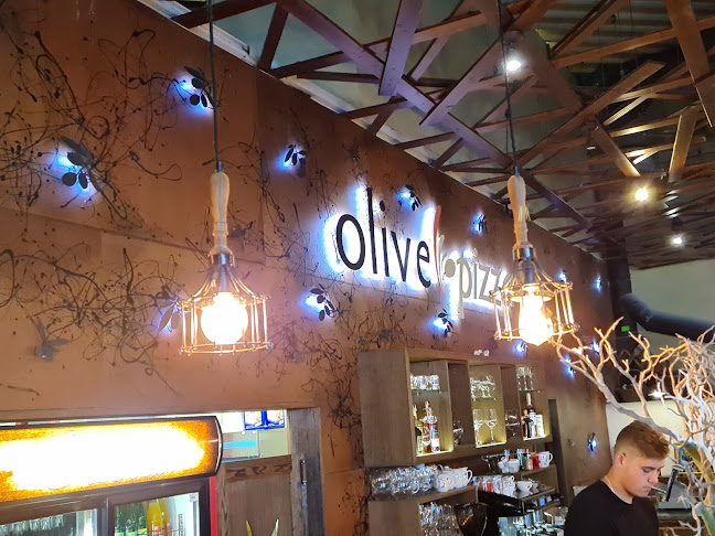 Olive Pizza Restaurant / OC Cassovia