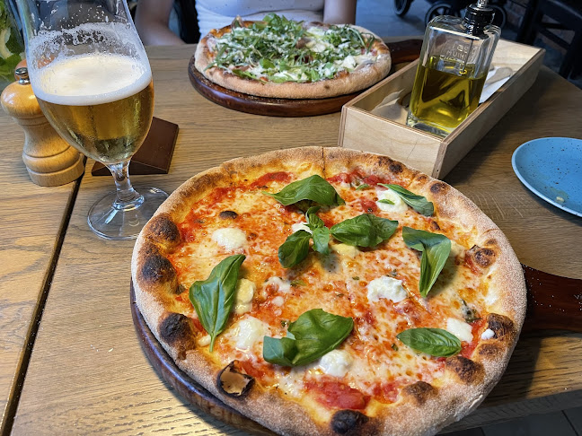 Maďarská 1A, 851 10 Rusovce