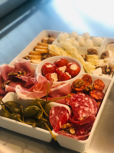 Cafe Ziegelfeld - Gastronómia a pohostinstvo