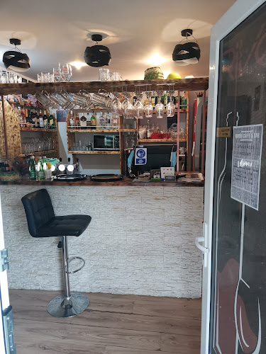 RIVERI Caffe & Bar - Gastronómia a pohostinstvo