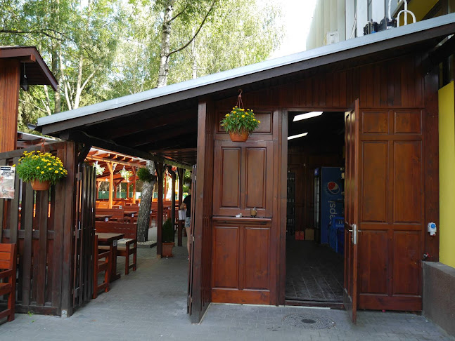 MÁJ - piváreň, pizza, BBQ