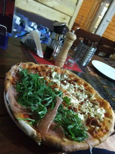 Opinii despre EM-DE Pizza în Vozokany - Gastronómia a pohostinstvo