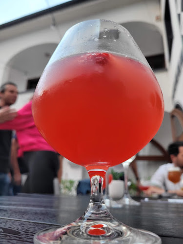 u Bothára | Umelecká kaviareň - bar - galéria - Banská Bystrica