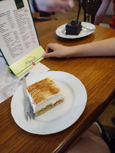 Cukráreň Nostalgia - Gastronómia a pohostinstvo