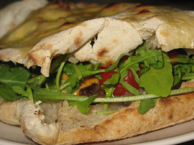 La Strega Pizzeria - Pizza Napoletana - Gastronómia a pohostinstvo