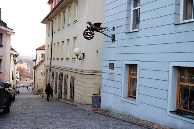 DRAK&FINCH Winebar Coffeeshop - Bratislava