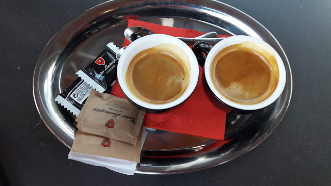 Opinii despre CRYSTAL BAR în Demänovská Dolina - Gastronómia a pohostinstvo