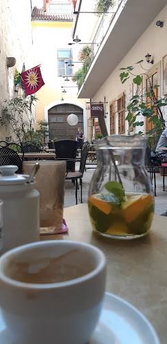 Opinii despre Café Racine în Staré Mesto - Gastronómia a pohostinstvo