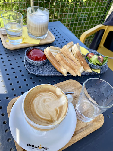 Comentarii opinii despre Lodenica Caffe