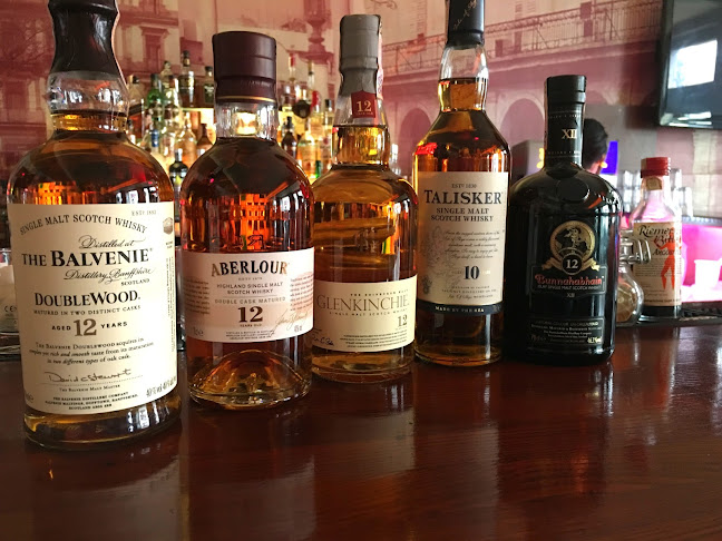 Comentarii opinii despre Kingston Bar