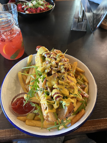 Comentarii opinii despre Mamut Pub