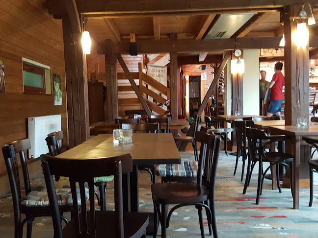 Opinii despre 100P BAR în Rožňava - Gastronómia a pohostinstvo