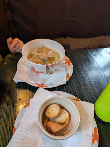 Kúria Bzenica - Gastronómia a pohostinstvo